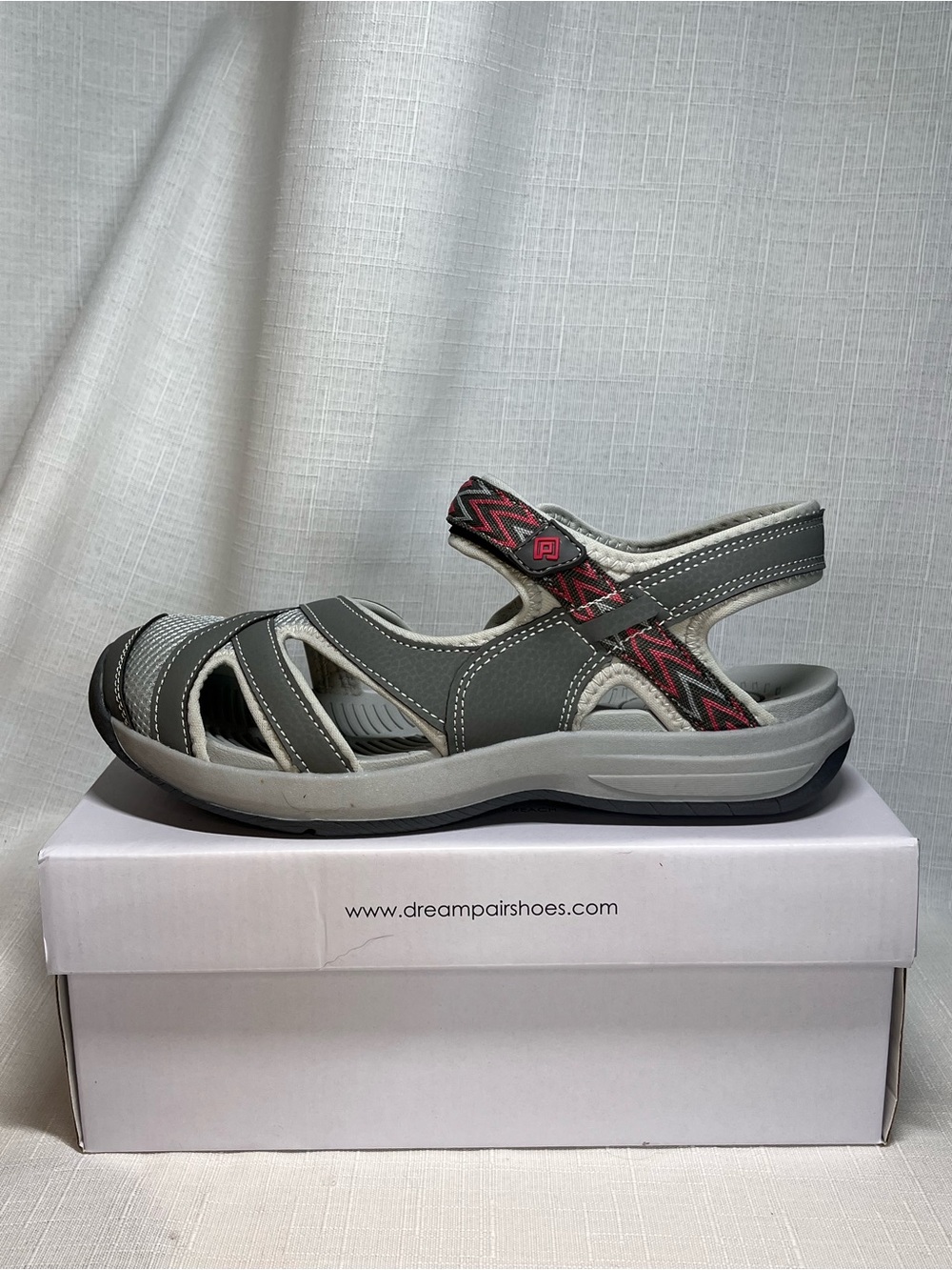 Dream Pairs Sport Hiking Sandals Women’s 8 Gray Coral Closed Toe LIKE NEW - Picture 2 of 7